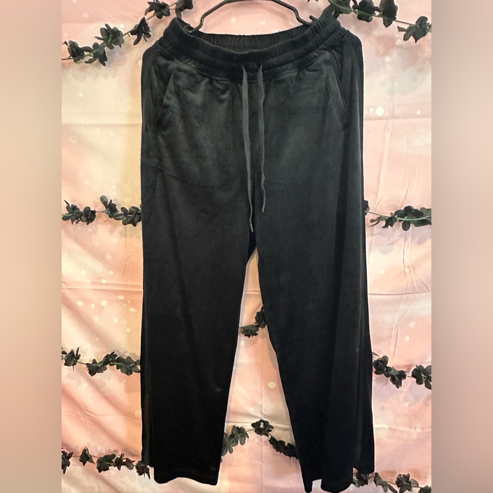 Aerie Velour High Rise Flare Pant